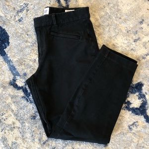 ✨Last Chance✨Gap Ankle Pant